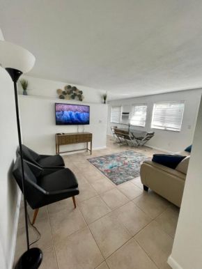 Downtown FTL apartments on the River